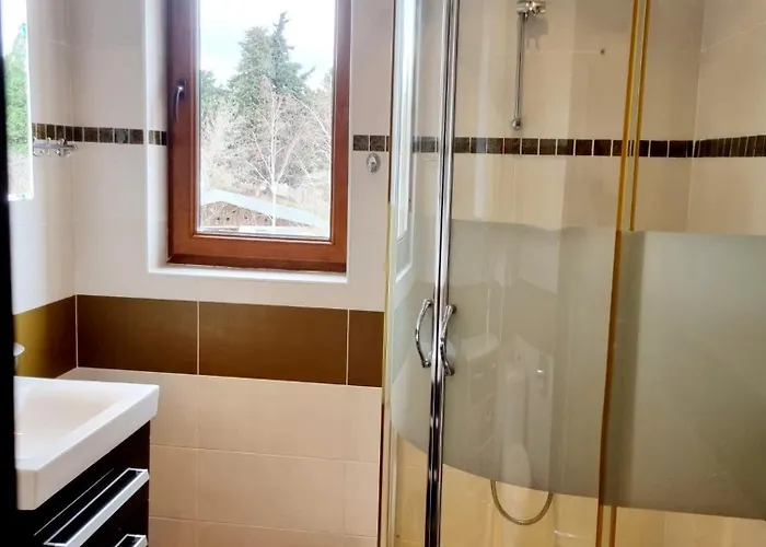 Vibes Несебър